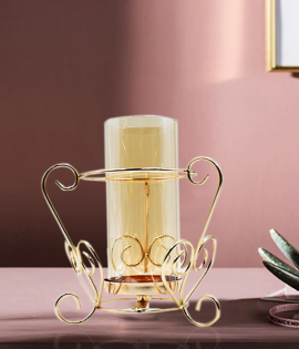 حامل شمع ذهبي  حامل شمع ذهبي
