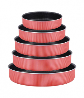 صواني مقاسات مختلفة