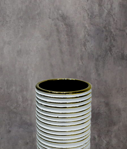 مزهرية سيراميك لون أبيض وذهبي #004479