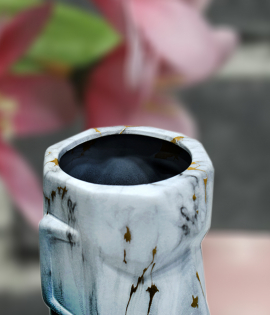 مزهرية سيراميك لون أبيض وذهبي #004497