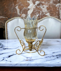 شمعدان معدن لون ذهبي