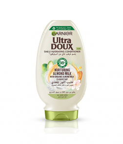  غارنييه ألترا دوكس بلسم مرطب بحليب اللوز المغذي - 360مل